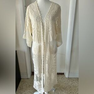 Elegant Cream Lace Kimono